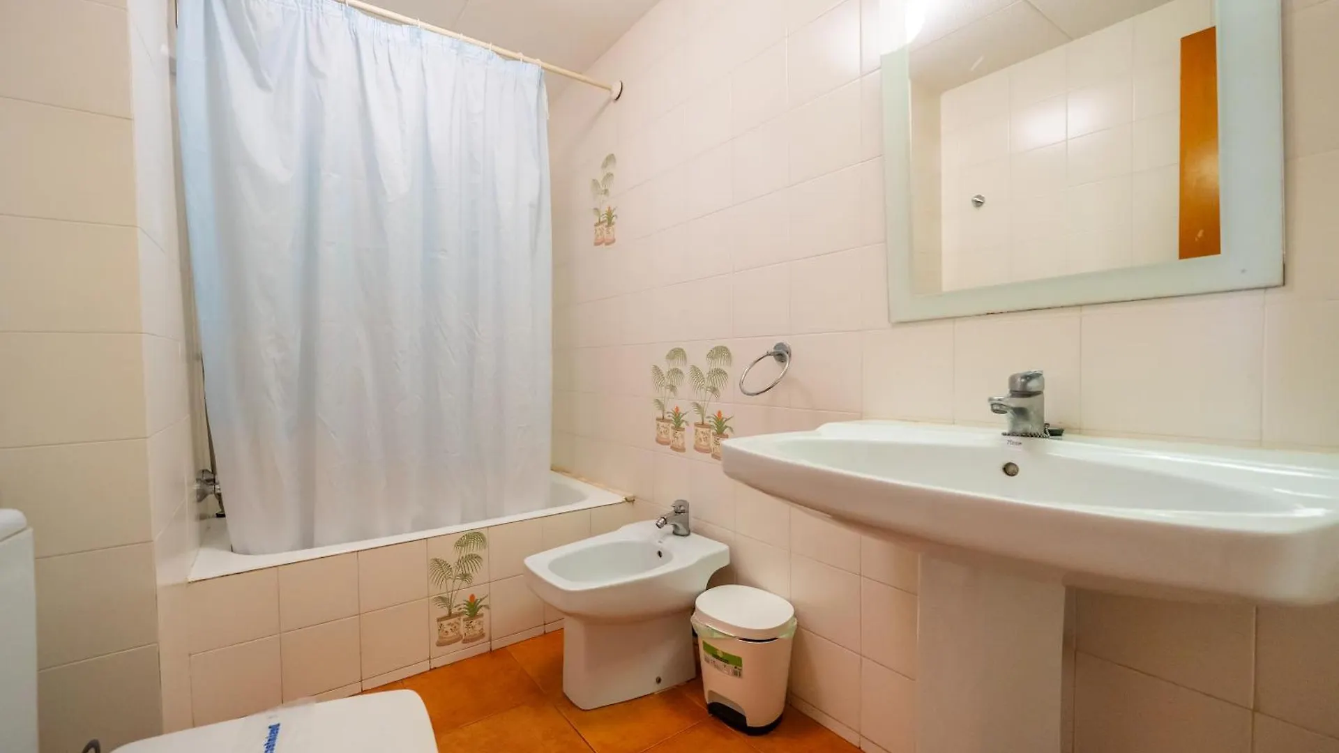 Apartaments Lamoga - Boabi Torredembarra Apartamento